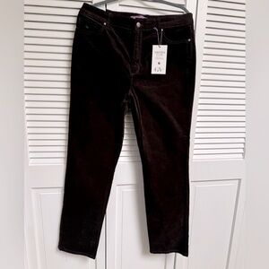 Gloria Vanderbilt Amanda slim coffee corduroy jeans size 14 average, brand new!